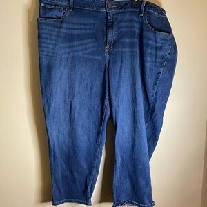 Lane Bryant Mid Rise Distressed Capri Jeans Size 26